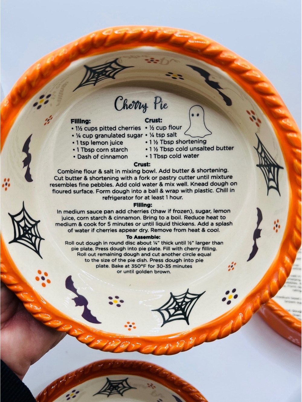 New set 4 Temp-tations by Tara Halloween Baking pie dishes recipes on plates - Picture 9 of 11